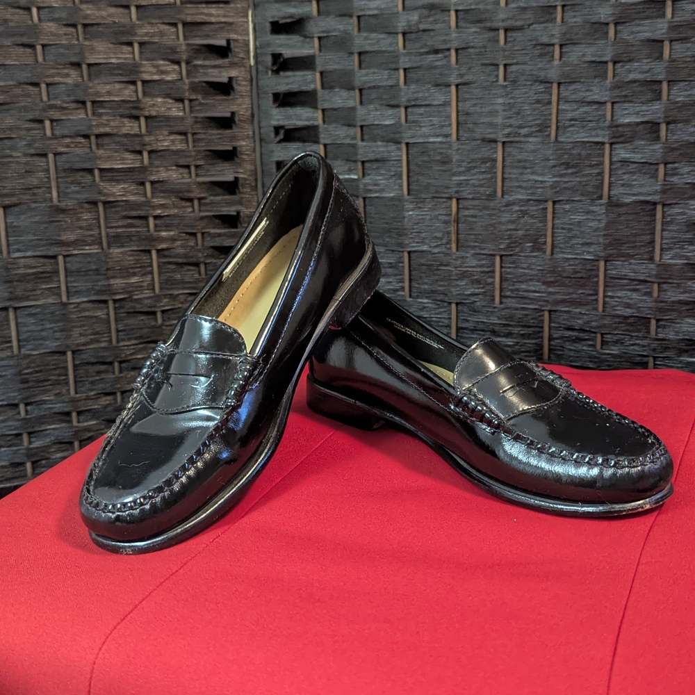 WEEJUNS GH BASS Men's Black Loafers size 7 Almost Like New Handcrafted Leather